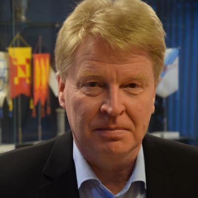 Ari Koskinen, Vehmaan kunnanjohtaja