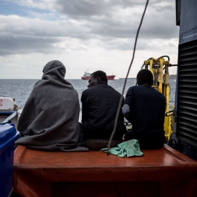 Migranter på fartyget Sea  Watch 30.1.2019 utanför Syrakusa, Sicilien