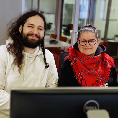 Red Stage Entertainmentin ohjaaja Sahin Cengiz ja käsikirjoittaja Marjaana Auranen.
