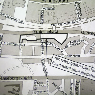 Karta där området vid Järnvägsgatan-Liljedahlsgatan i Ekenäs är inritat.