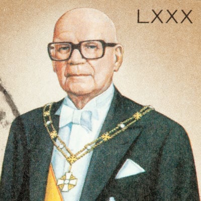 Kuva presidentti Kekkosen postimerkistä
