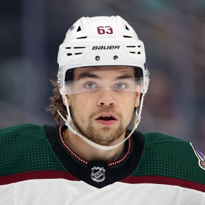 Matias Maccelli lähikuvassa.