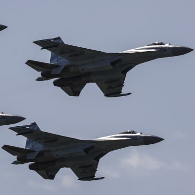 Jaktplan av typen Suchoj SU-35 under en uppvisning utanför Moskva i juli 2017.