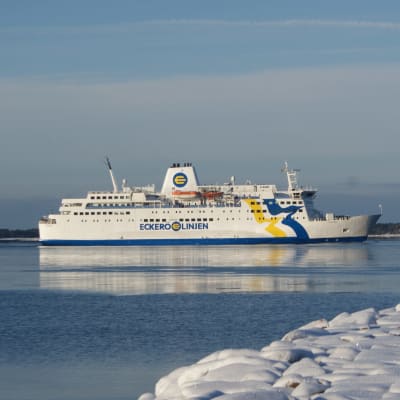 M/S Eckerö gick på grund på torsdagen.