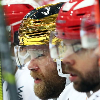 Roope Talaja i Sports bås.