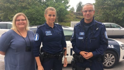 Tre poliser i Helsingfors. 