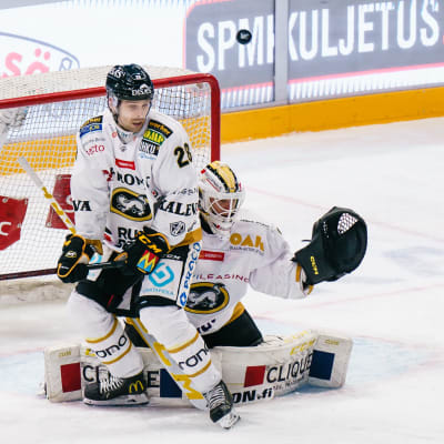 Joel Blomqvist i Kärpäts mål mot Ilves.