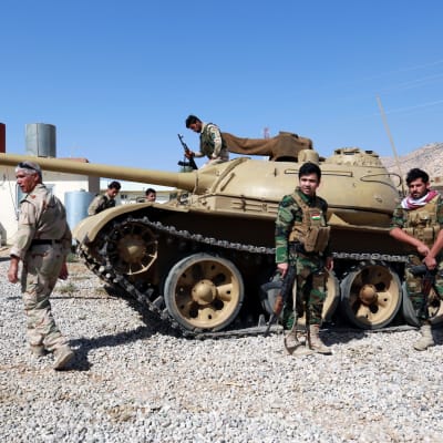 De kurdiska peshmergastyrkorna  i norra Irak väntas spela en avgörande roll i slaget om Mosul. På bilden peshmerga-soldater nära staden Bashiqa den 10 oktober 2016.