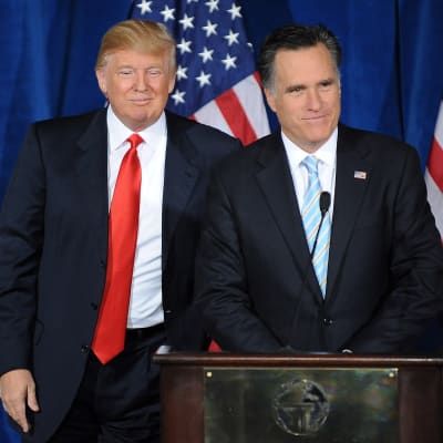 Donald Trump och Mitt romney under kampanjen 2012