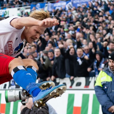 Joel Pohjanpalo pelasi HSV:n riveissä täydet minuutit ensi kertaa 3,5 vuoteen