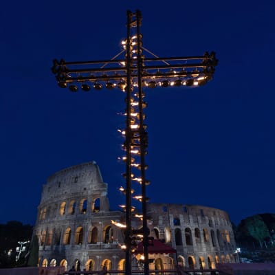 Via Crucis på långfredagen i Rom.