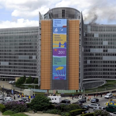 EU-kommissionen i Bryssel evakuerades p.g.a. brand.
