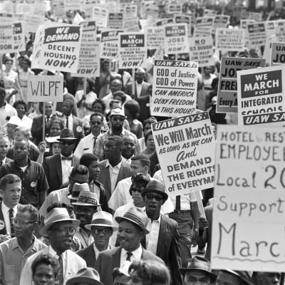 Vuonna 1963 Martin Luther King tukijoineen järjesti protestimarssin Washingtoniin vapauden ja työpaikkojen puolesta. Yle kuvapalvelu / NARA/ Smoking Dog Films