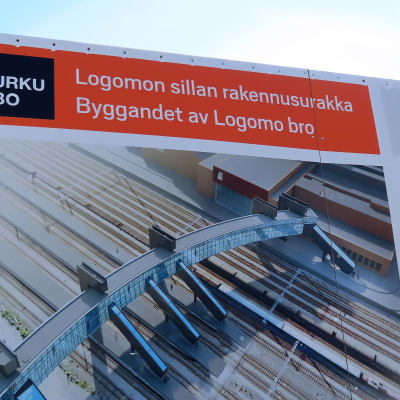 Sillan havainnekuva rakennustyömaan taulussa