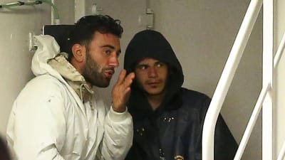 Mohammed Ali Malek och Mahmud Bikhit strax innan de greps 20.4.2015
