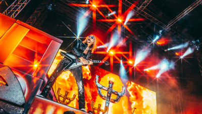 Richie Faulkner i Judas Priest 7.6.2018.