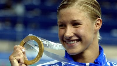 Hanna-Maria Seppälä med VM-guldet 2003.