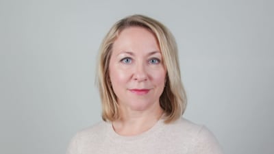 Eeva Nykänen i porträttbild.