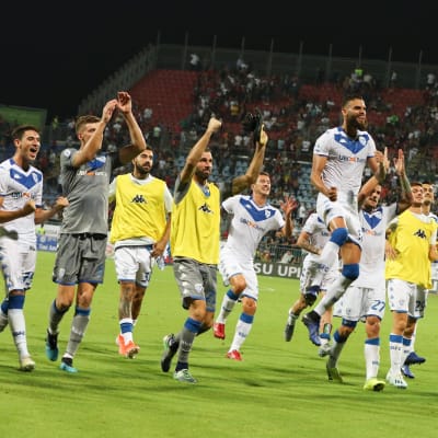 Brescia firar efter seger i säsongspremiären.