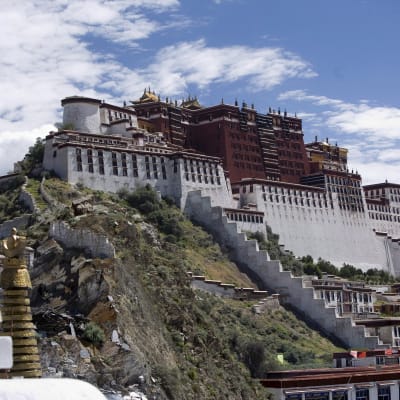 Dalai Lamas förra palats i Tibets huvudstad Lhasa