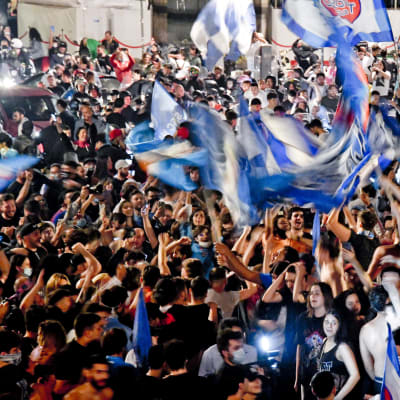 Napolin fanit juhlivat kaupungin keskustassa Italian cupin voittoa 18.6.