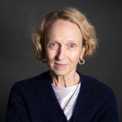Oulun teatterin näyttelijä Tuula Väänänen.