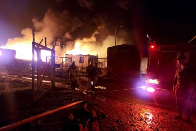  En brand vid en bränsledepå utanför Stepanakert i Nagorno-Karabach.  