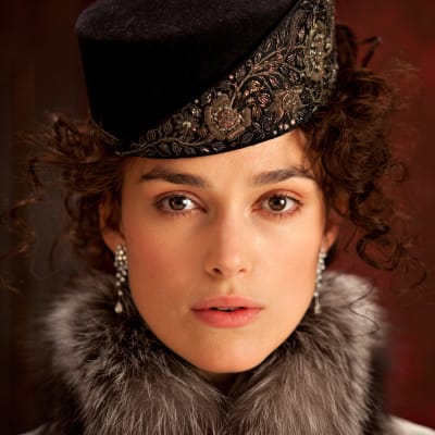 Keira Knightley on Anna Karenina samannimisessä elokuvassa (2012)