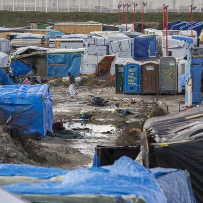 Vy över tältlägret "Djungeln" i Calais den 15 februari.