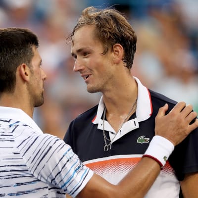 Novak Djokovic Daniil Medvedev