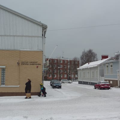 arbets- och näringsbyrån i Hangö hotas av stängning