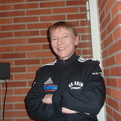 Raija Jurkko är styrkelyftare