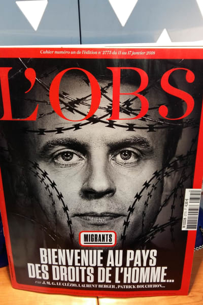 politiska veckotidningen L’Obs har en bild på President Macron omgiven av taggtråd.