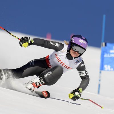 Tessa Worley i elden vid VM i St. Moritz 2017.