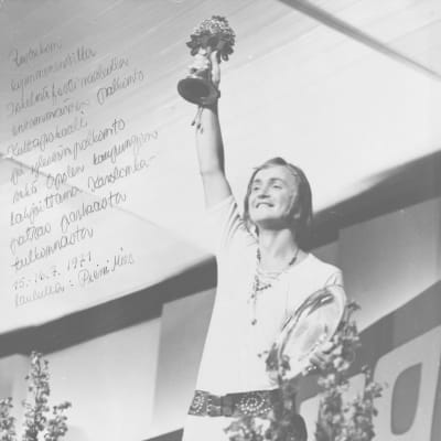 Jukka Kuoppamäen voittokuva Rostockin iskelmäfestivaaleilla vuonna 1971.