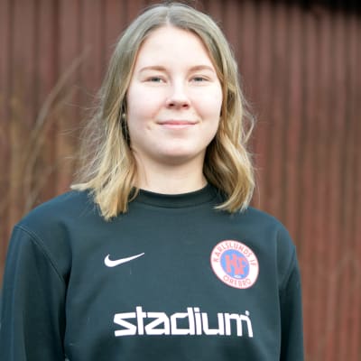 Porträttbild på Ida Adamsson.