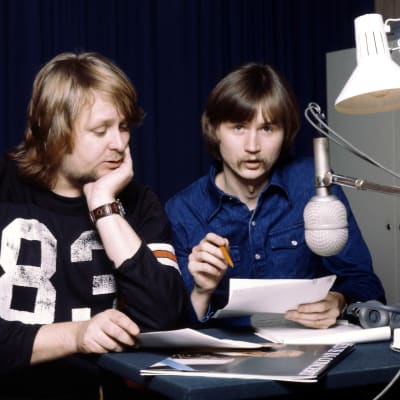 Heikki Harma ja Jake Nyman radiostudiossa 1977.