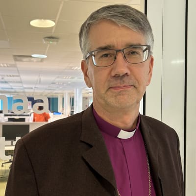 Lapuan hiippakunnan piispa Matti Salomäki