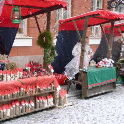 Julmarknad på Gamla Stortorget i Åbo.