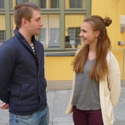 Oscar Nyman och Jasmine Grönblad, samhällsvetare vid ÅA