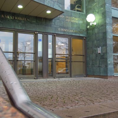 Tuusulan käräjäoikeus asiakas- ja kansliapalvelut päättyvät Järvenpäässä vuodenvaihteessa, mutta istunnot jatkuvat toistaiseksi.