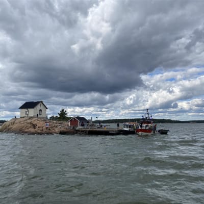 En bild på ön Isokaari utanför Runsala.