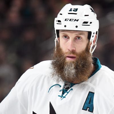 Joe Thornton spelar i San Jose Sharks.