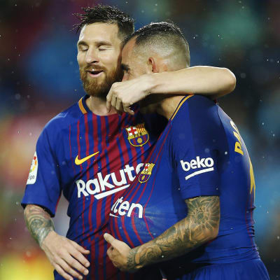 Lionel Messi, Paco Alcácer.