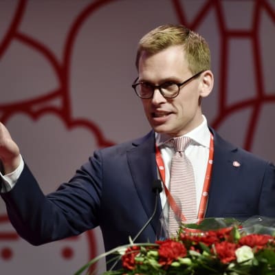 Antton Rönnholm valdes till SDP:s nya partisekreterade vid partikongressen i Lahtis den 4 februari 2017.