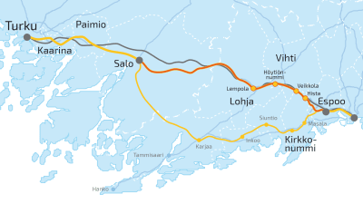 Karta som visar den nya järnvägssträckningen mellan Åbo och Helsingfors i relation till kustbanan via Karis.