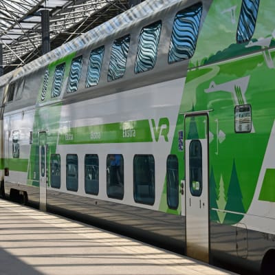 Intercitytåg på Helsingfors järnvägsstation.