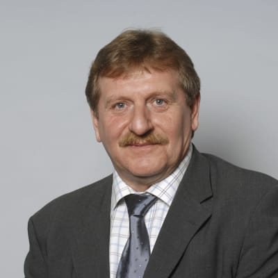 Entinen SDP:n kansanedustaja Tero Rönni.
