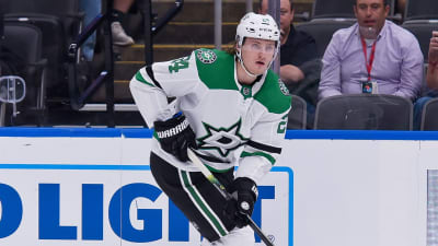 Dallas Roope Hintz i en träningsmatch mot St. Louis.