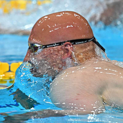 Matti Mattsson simmar.